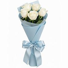 Букет 5 Белых роз Проуд в Соль-Илецке