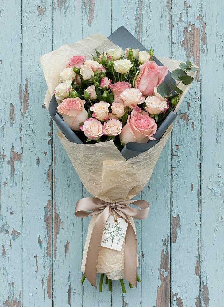 Букет цветов из: Розы в Соль-Илецке