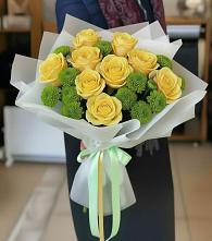 Букет цветов из:  Хризантемы и Розы в Соль-Илецке