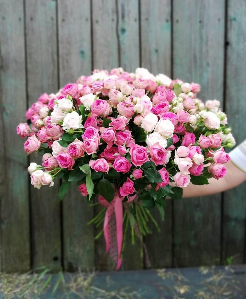 Букет Розовые кустовые розы Натали и Лав Лидия в Соль-Илецке